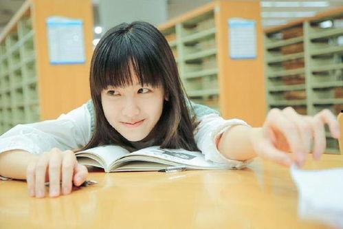 娱乐吃瓜酱二次发育,二次发育背后的故事与启示