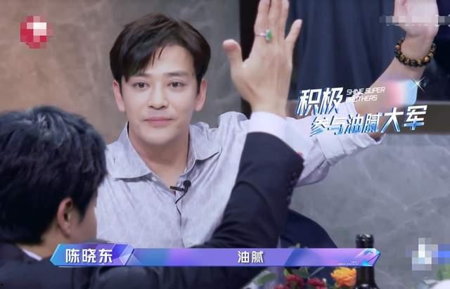 娱乐吃瓜酱男教授,揭秘男教授的瓜田奇遇