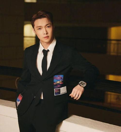 娱乐吃瓜爆料 张艺兴,娱乐圈的“吃瓜”焦点，揭秘他的成长与蜕变