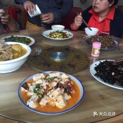 娱乐吃瓜酱景德镇,千年瓷都的娱乐吃瓜故事